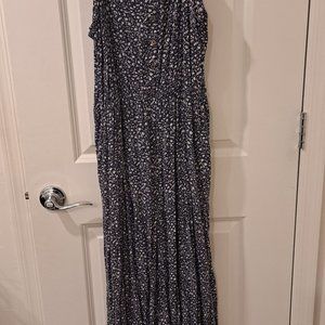 Universal Thread Dress